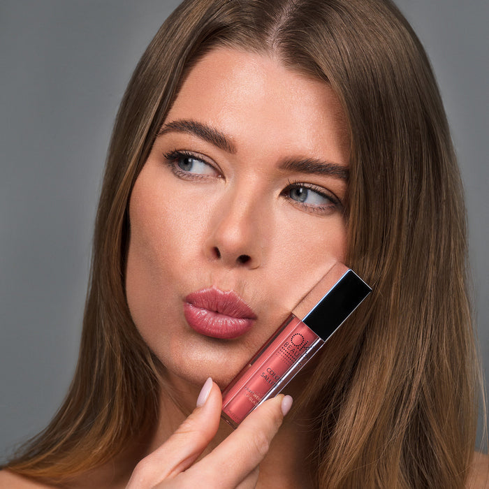 WHAT OUR CUSTOMERS THINK OF OK BEAUTY LIGHTWEIGHT LIP GLAZE